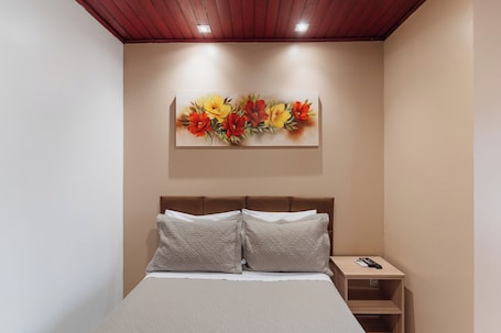 Standard Double Room, Garden View, Executive Level | Laptop workspace, free WiFi