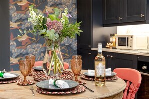 Dining - 2 Bed in Wycliffe (oc-r29947) (Wycliffe)