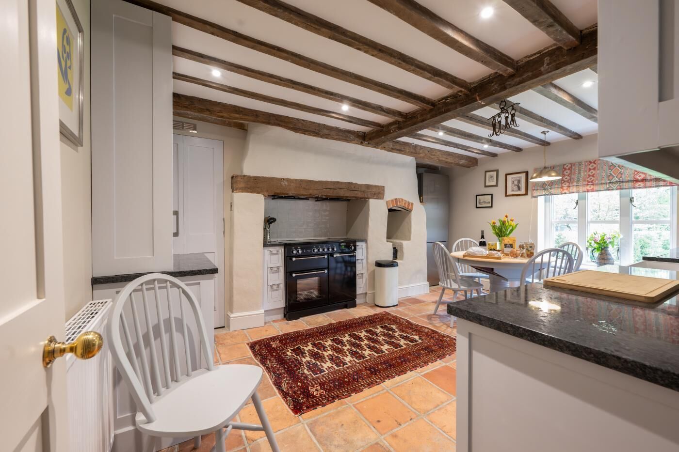 ميكروويف، فرن، غسالة أطباق، مستلزمات طهي/أطباق/أوعية