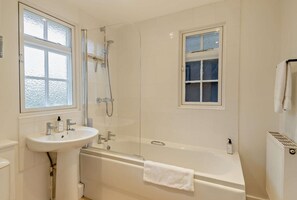 Towels - 1 Bed in Holkham (oc-h29991) (Holkham)