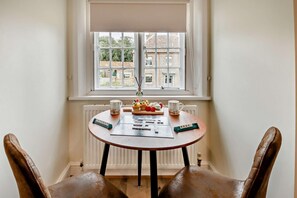 تناول الطعام