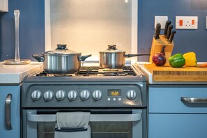 Lave-vaisselle, chaise haute