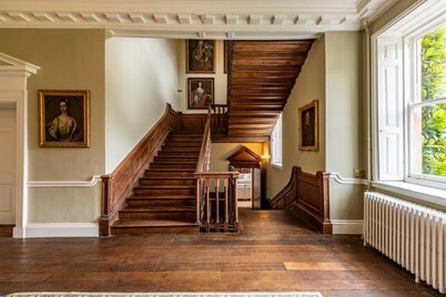 8 Bed in Hambridge (oc-e29974)