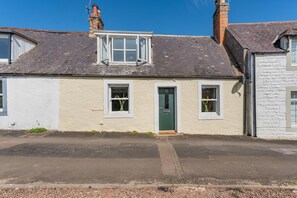 Exterior - 3 Bed in Coldingham (oc-b29846) (Coldingham)