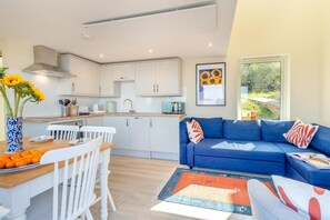 Interior - 2 Bed in Tayport (oc-w30005) (Dundee)