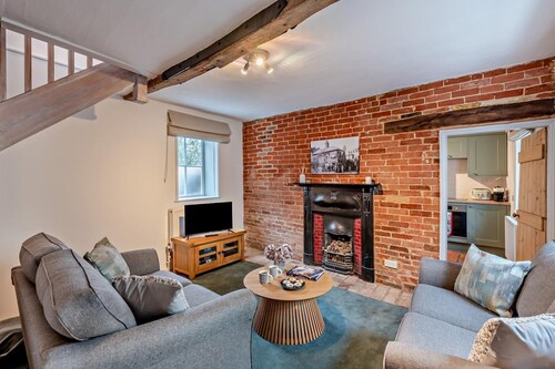 2 Bed in Lavenham (oc-f30054)