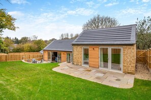 Exterior - 2 Bed in Melplash (oc-r30043) (Melplash)