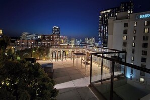 Terrace/patio - Premier Luxe Studio • Music Row • Steps to Vanderbilt & Belmont • Near Broadway (Nashville)