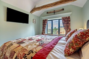 Iron/ironing board, free WiFi, bed sheets - 1 Bed in Saltfleetby (oc-b30073) (Saltfleetby)