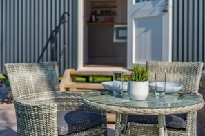 Outdoor dining - 1 Bed in Saltfleetby (oc-b30072) (Saltfleetby)