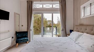 2 chambres, Wi-Fi gratuit, draps fournis