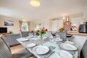 Dining Area - 3 Bed in St. Merryn (oc-r30137) (Penrose)