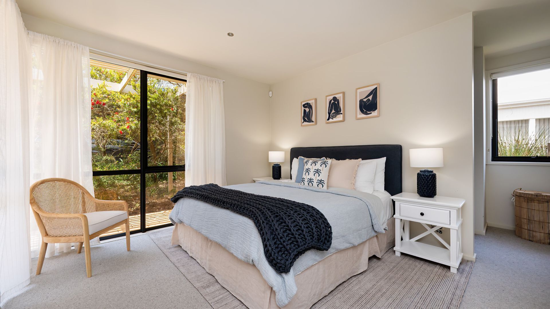 4 bedrooms, iron/ironing board, travel cot, free WiFi