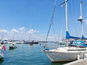 Marina - 1 Bed in Ningwood (oc-n30157) (Ningwood)