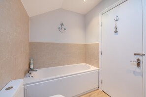 Towels - 3 Bed in Filey (oc-c30101) (Filey)