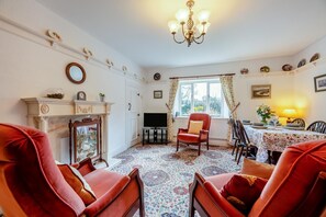 TV - 2 Bed in Cresswell (oc-c30144) (Cresswell)
