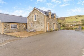 Exterior - 2 Bed in Capel Bangor (oc-m30146) (Capel Bangor)