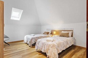 2 bedrooms, iron/ironing board, WiFi, bed sheets - Apartment Lurdes (Arco da Calheta)