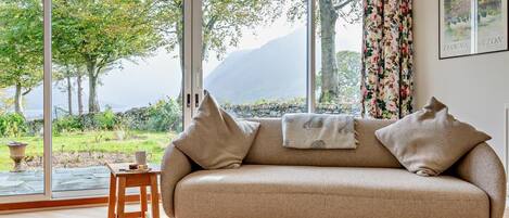 Televisie en een open haard