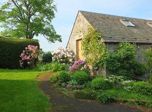 Exterior - 1 Bed in Broughton (oc-b30218) (Broughton)