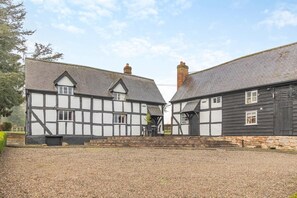 Exterior - 2 Bed in Shelsley Walsh (oc-t30223) (Shelsley Walsh)