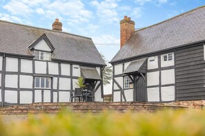 Exterior - 2 Bed in Shelsley Walsh (oc-t30223) (Shelsley Walsh)