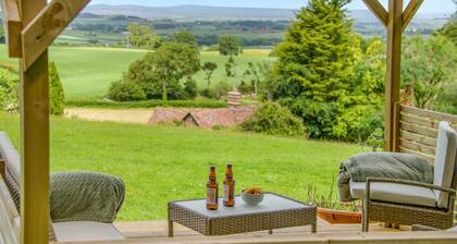 4 Bed in Nether Stowey (oc-c30195)