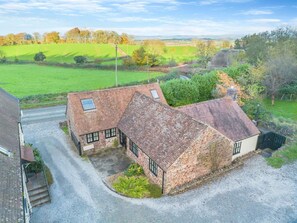 Exterior - 4 Bed in Nether Stowey (oc-c30195) (Dodington)