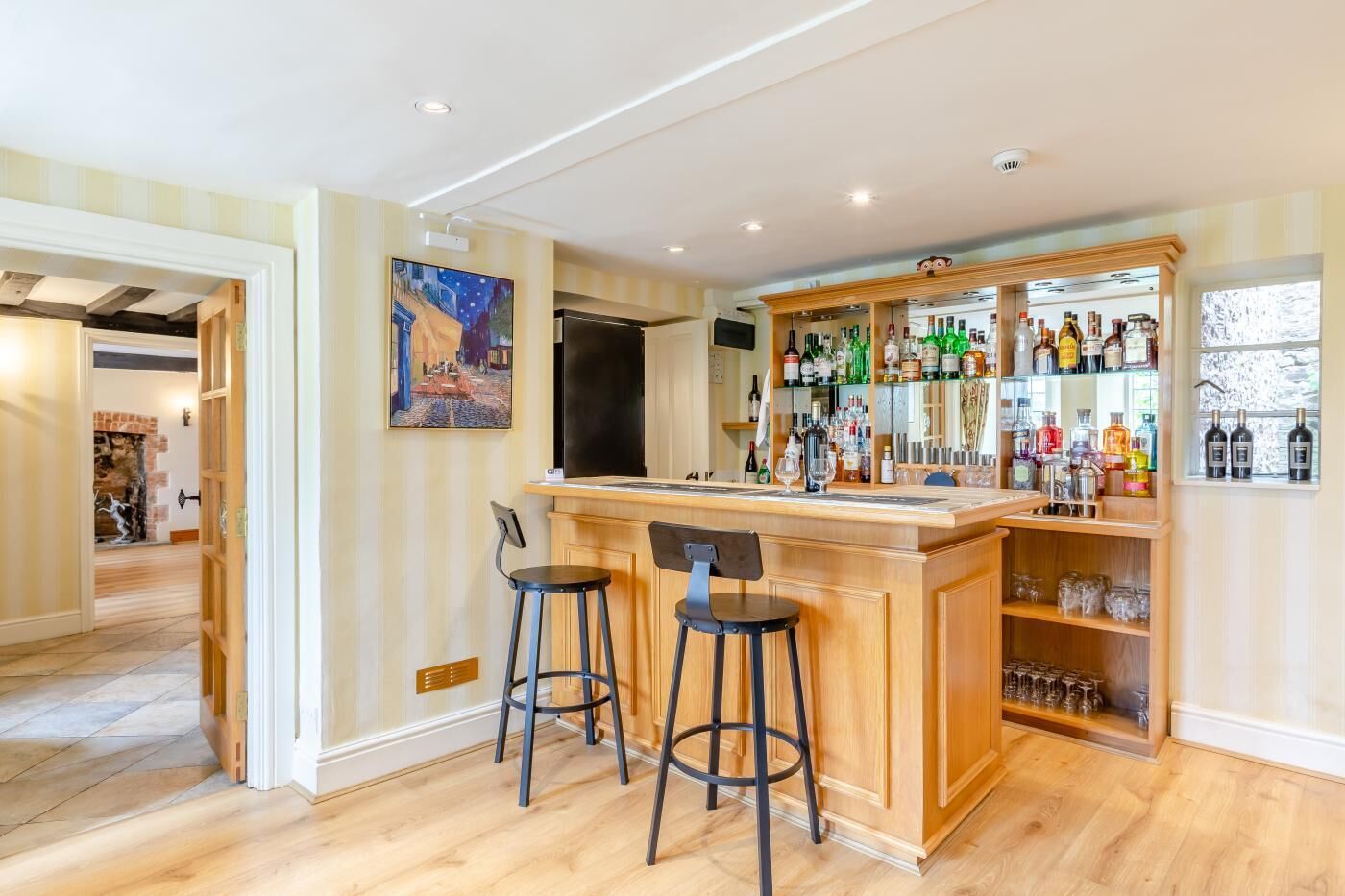 Bar (in der Unterkunft)