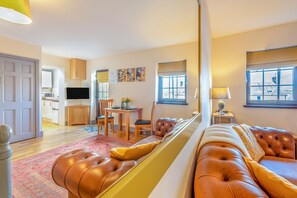 TV - 1 Bed in St. Dogmaels (oc-b30252) (Saint Dogmaels)