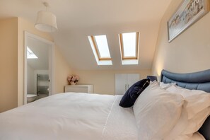 Bügeleisen/Bügelbrett, kostenloses WLAN, Bettwäsche