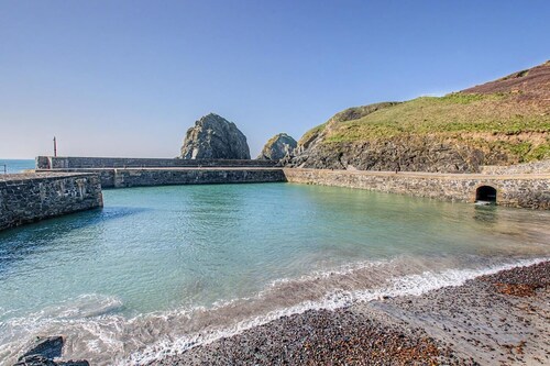 2 Bed in Mullion (oc-k7968)