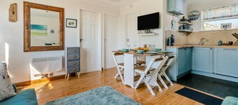 2 Bed in Mullion (oc-k7968)
