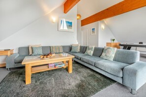 TV - 4 Bed in Winnards Perch (oc-k30259) (Winnard's Perch)