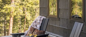 New Secluded Mtn Chalet w/ Hot Tub, Sauna, Stargazing