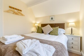 2 chambres, Wi-Fi gratuit, draps fournis