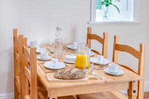 Dining - 3 Bed in Stainsacre (oc-n30332) (Sneatonthorpe)