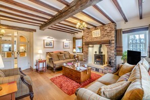 TV, fireplace - 2 Bed in West Burton (oc-i30367) (West Burton)