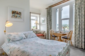 Free WiFi, bed sheets - 1 Bed in Teignmouth (oc-s29379) (Teignmouth)