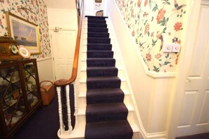 Interior - 1 Bed in Teignmouth (oc-f29378) (Teignmouth)
