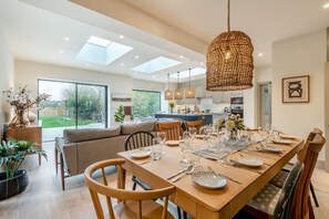 Dining - 5 Bed in Corfe Castle (oc-r30456) (Corfe Castle)