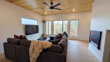 Smart TV, videogiochi, libri