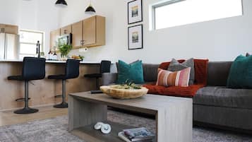 Smart TV, videogiochi, libri