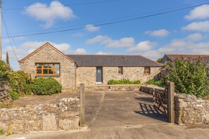 Exterior - 3 Bed in St. Just (oc-t30454) (Saint Just)