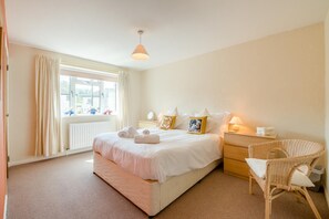 Travel cot, free WiFi, bed sheets - 3 Bed in Hawes (oc-s30429) (Hawes)