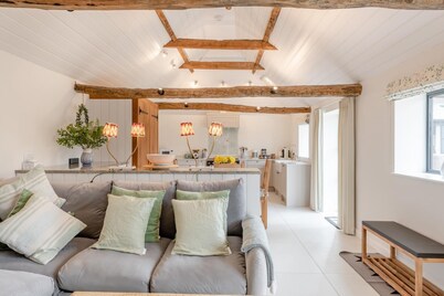 4 Bed in Peasmarsh (oc-o30350)