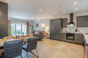 Interior - 2 Bed in Crakehall (oc-b30354) (Kirkbridge)
