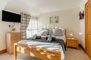 مكواة/لوح كي وواي فاي مجانًا وملاءات أسرّة