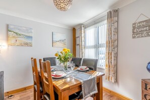 Dining - 2 Bed in Penclawdd (oc-g30492) (Pen-clawdd)