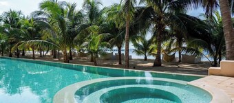 Caribbean Vibes | 4BR | Beachfront, Pool & Relax